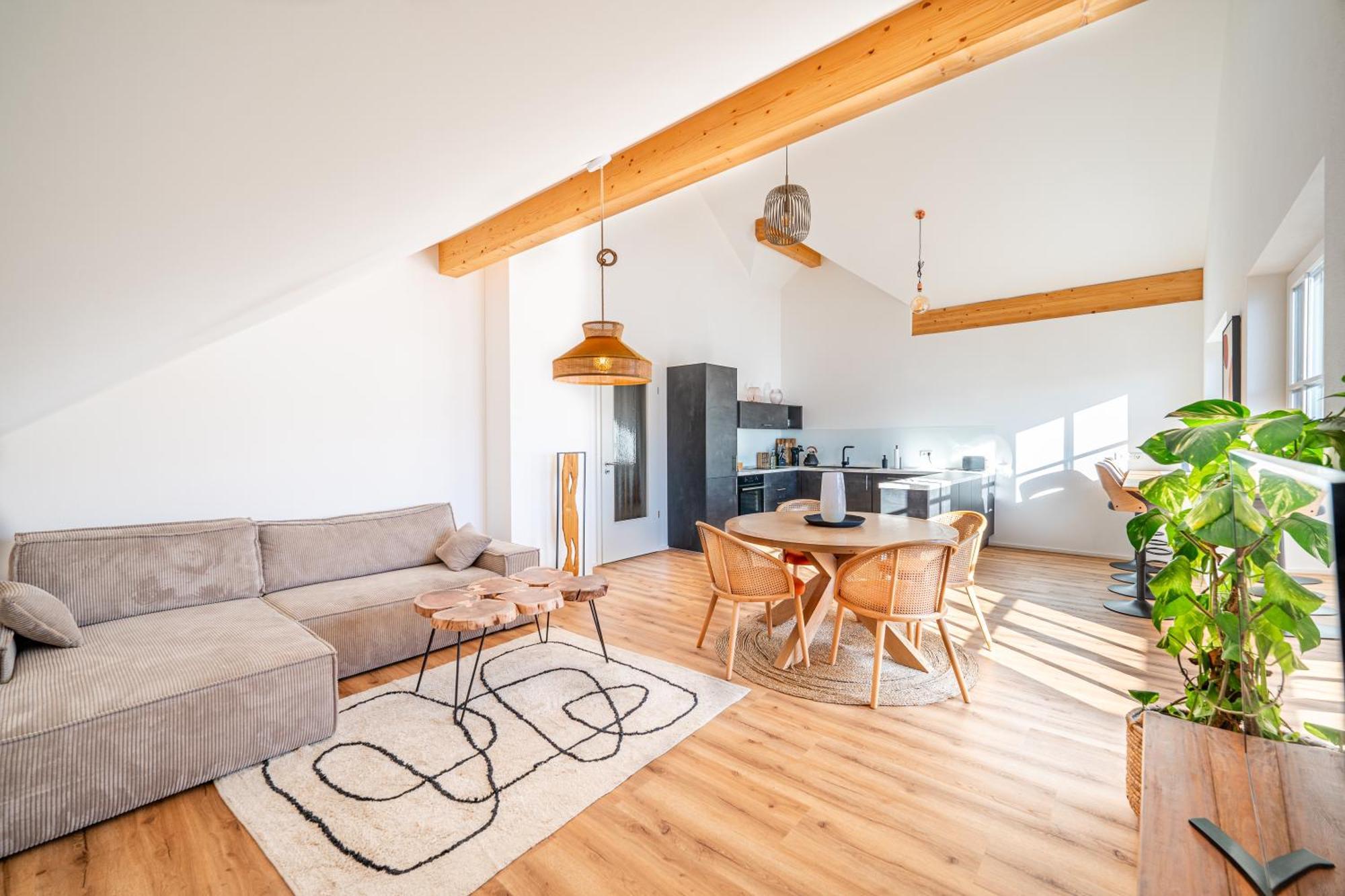 Liboria I Traumhafte Ferienwohnung In Aidling Am Riegsee Mit Atemberaubendem Blick Auf Die Majestaetische Zugspitze! Εξωτερικό φωτογραφία