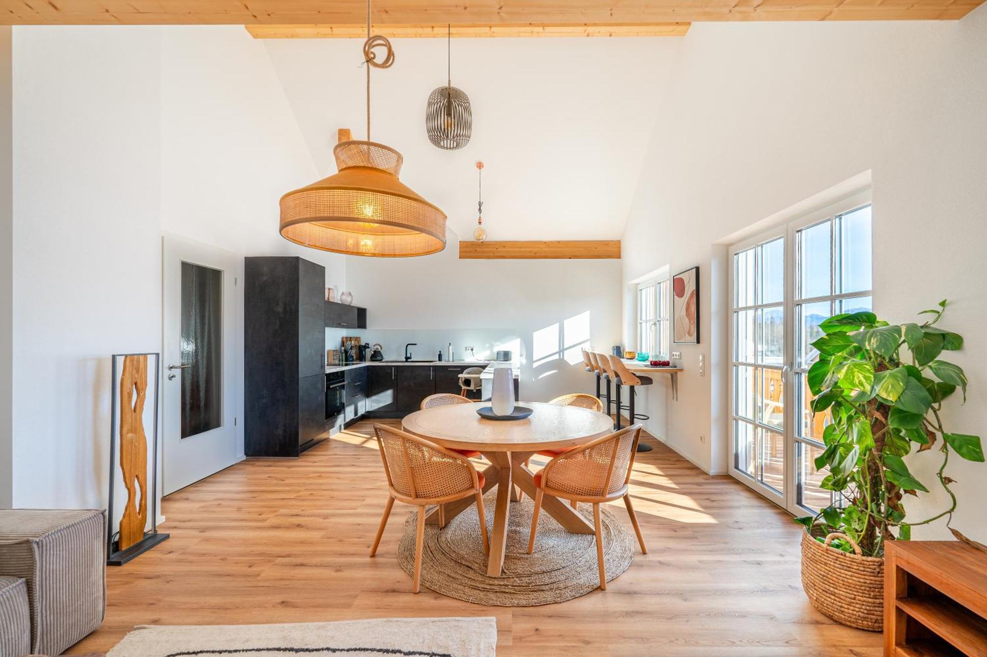 Liboria I Traumhafte Ferienwohnung In Aidling Am Riegsee Mit Atemberaubendem Blick Auf Die Majestaetische Zugspitze! Εξωτερικό φωτογραφία